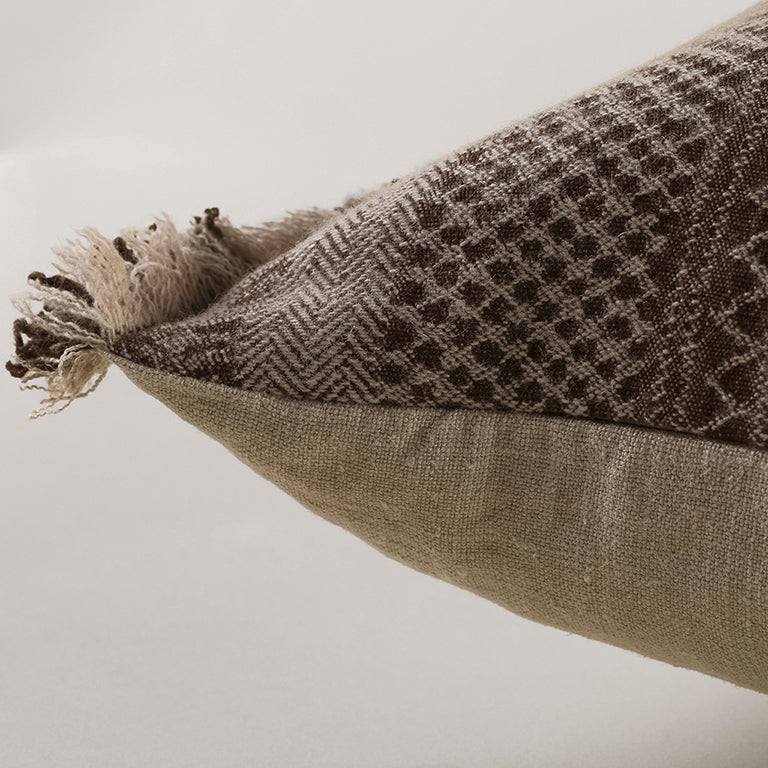 Kalahari Cushion with Fringe Detail - Honey Badger §