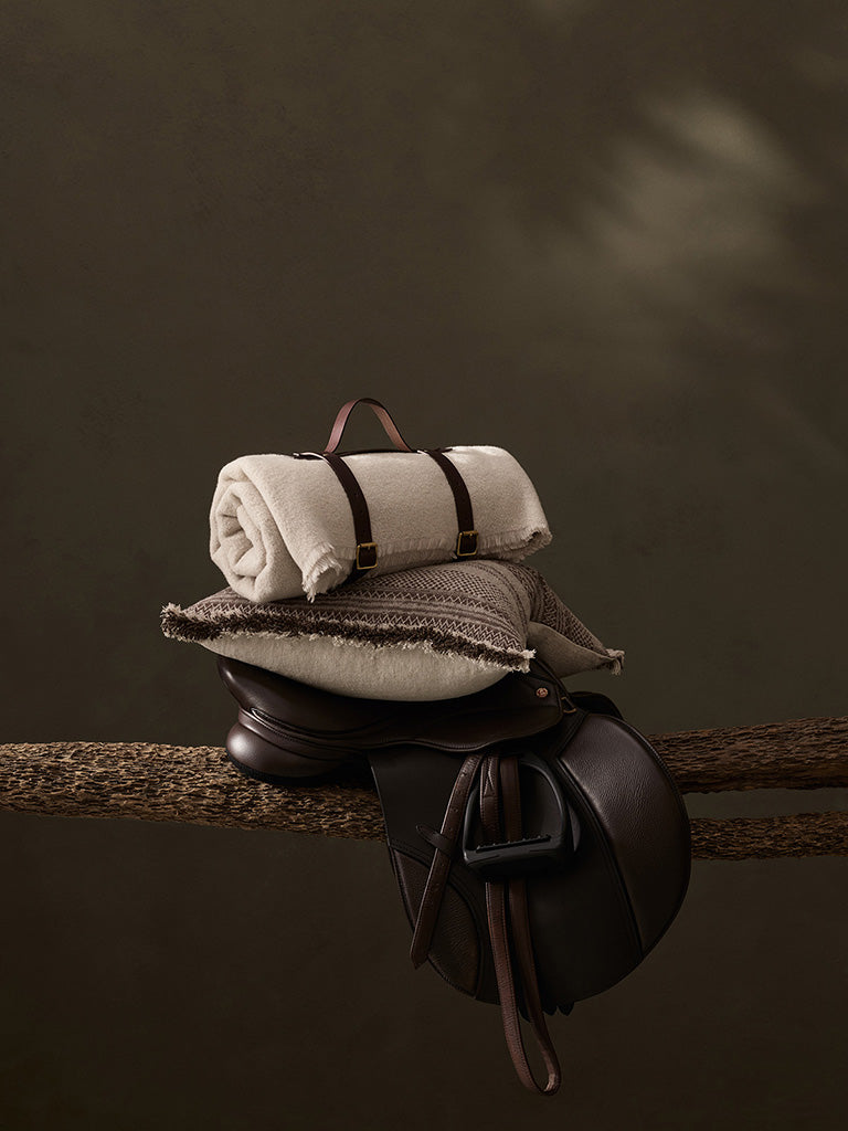 Kalahari Cushion with Fringe Detail - Honey Badger §